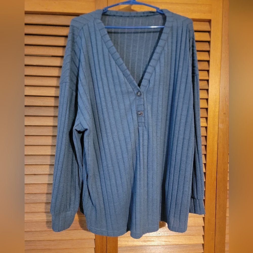 SHEIN Blue Ribbed V-Neck Button Pullover Top